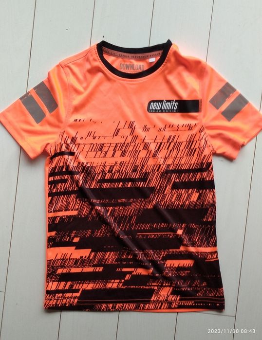 Geaca piele Terranova kids 8-9 ani + tricou GRATIS