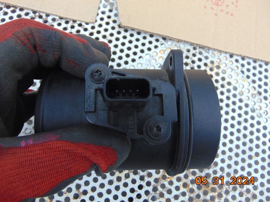Debitmetru aer Renault Master 2.3 euro 6 Opel Movano nissan nv400 cod 165765213r