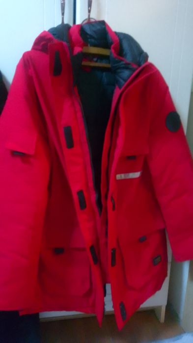 Продам пуховик женский