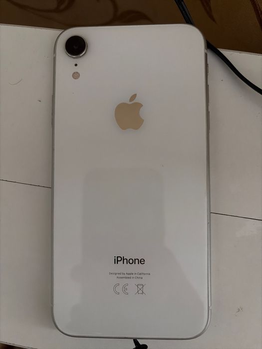 iphone xr  отличный