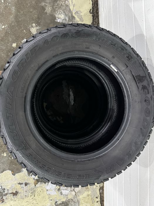 215/65R16 шина продам