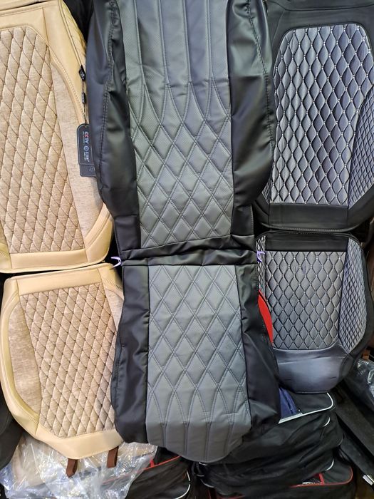 Продам чехлы на Toyota Alphard