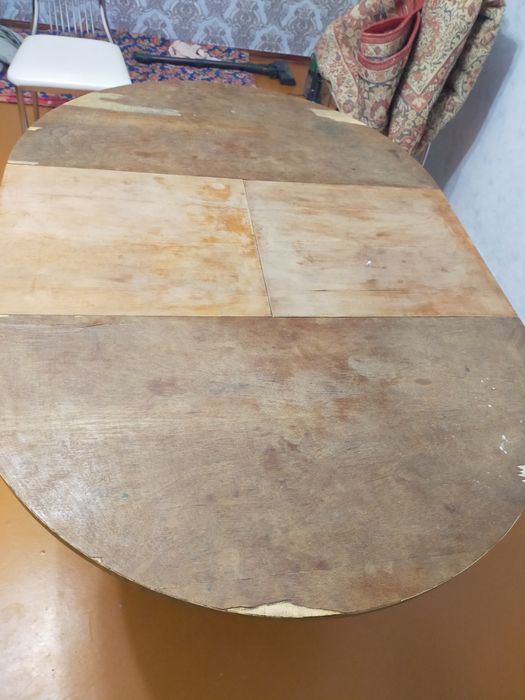 Продам стол антиквариат
