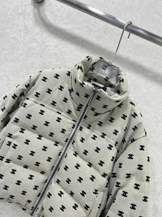 Зимно яке с бродирано лого