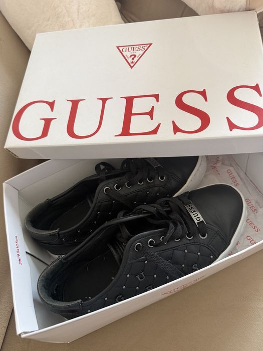 Adidasi guess originali