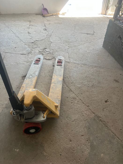 Ремонт трансполлетов, рохля и штаблер. ремонт транспалет