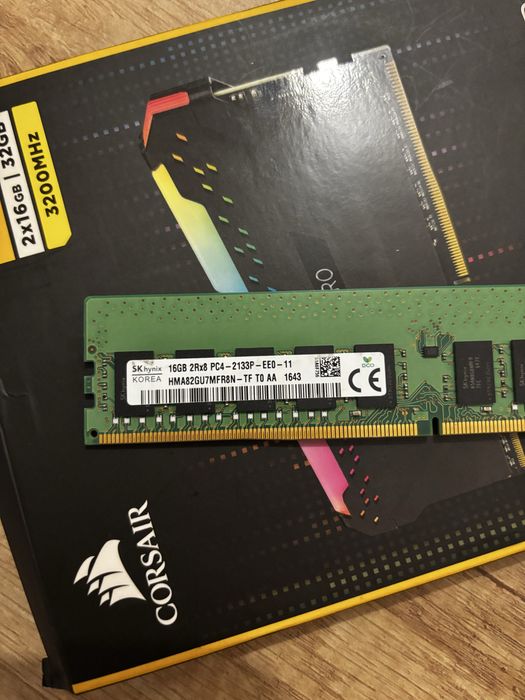 1 x 16 GB DRR4 2133 Mhz