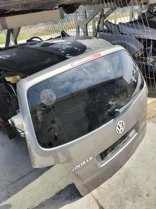 Врата багажник VW Touran / Фолксваген Туран 2006г.