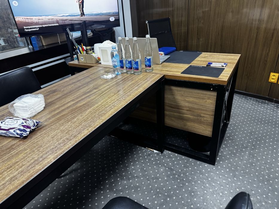 Продается столы 150см*70см