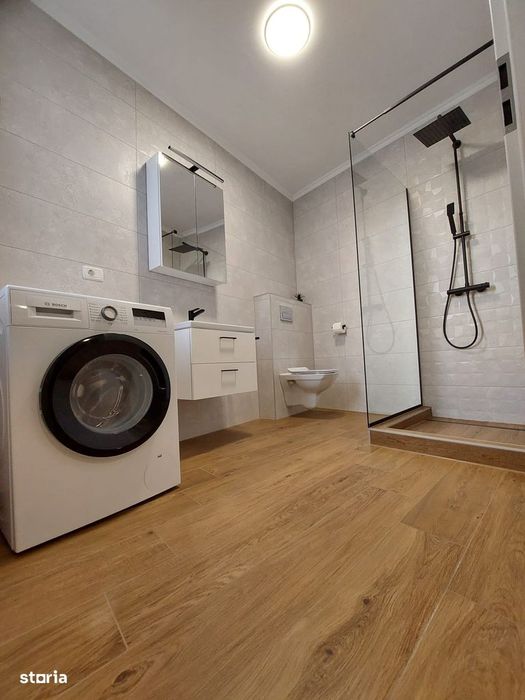 RAMDA ,Ap. 1 camera bloc nou + parcare etaj 2 central