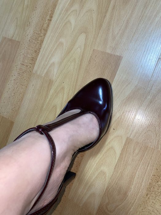 Vand pantofi cu toc / platforma CA NOI