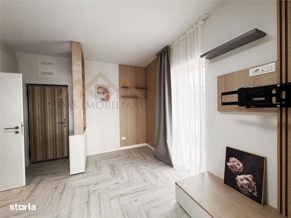 Garsoniera in bloc nou cu terasa mare, str. Anton Pann
