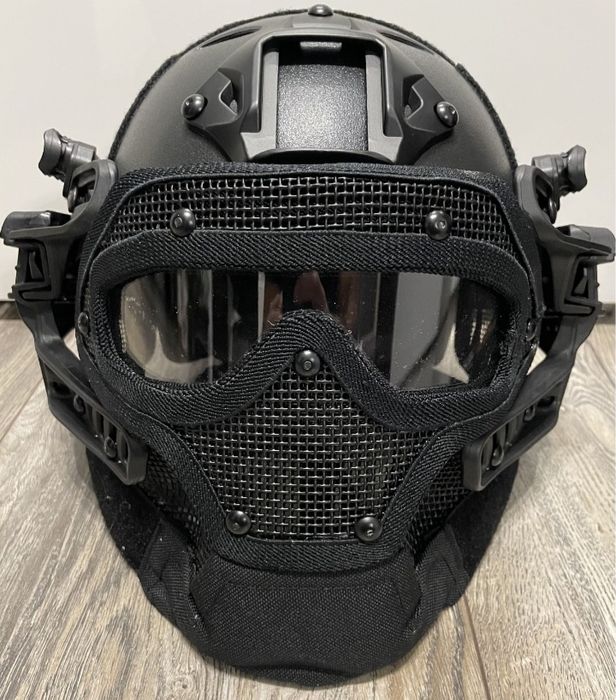 Тактическа Еърсофт каска