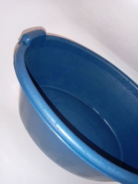 Продам таз капроновый 25 л