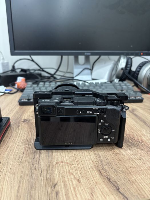 Sony 6400 Объектив 18-135