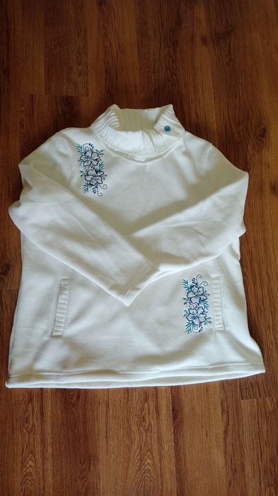 Bluze damă  drăguţe