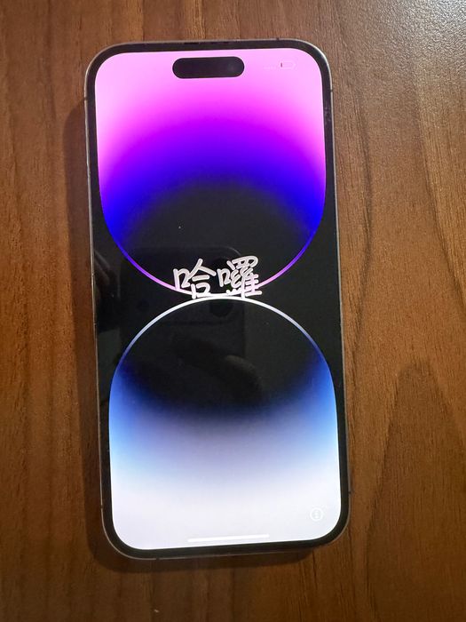 Телефон Iphone 14 pro