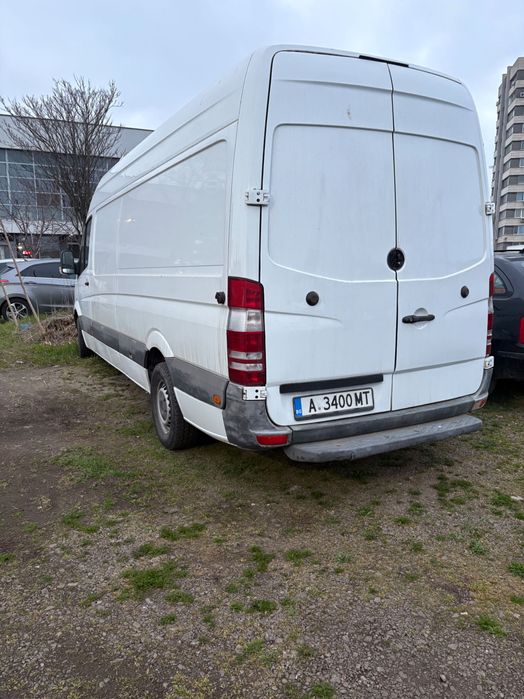 Продава се бус