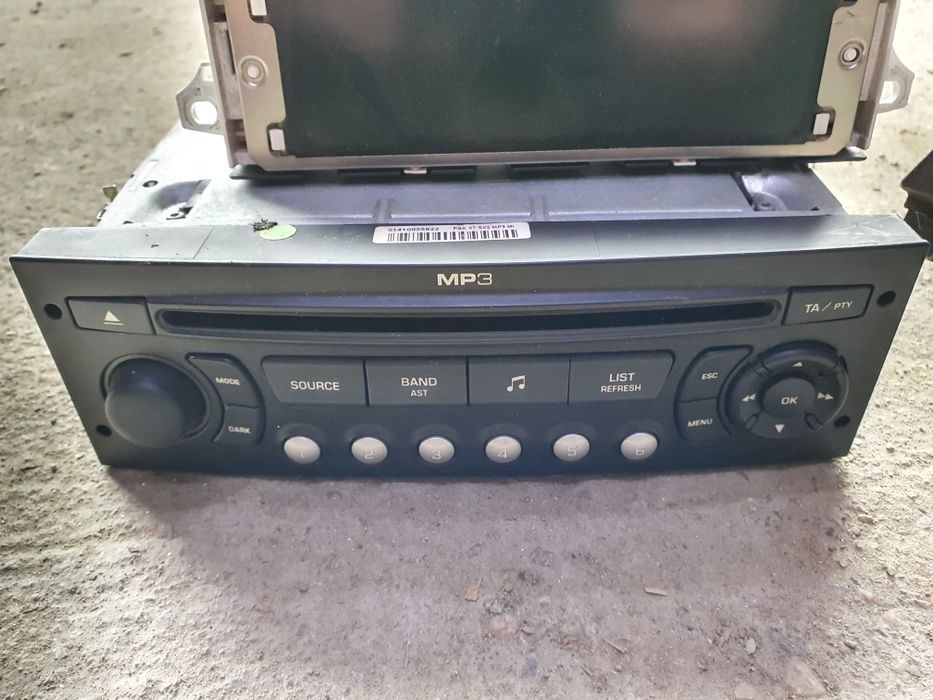 Radio Blaupunkt RD4 N2,rama display Citroen C5-Peugeot