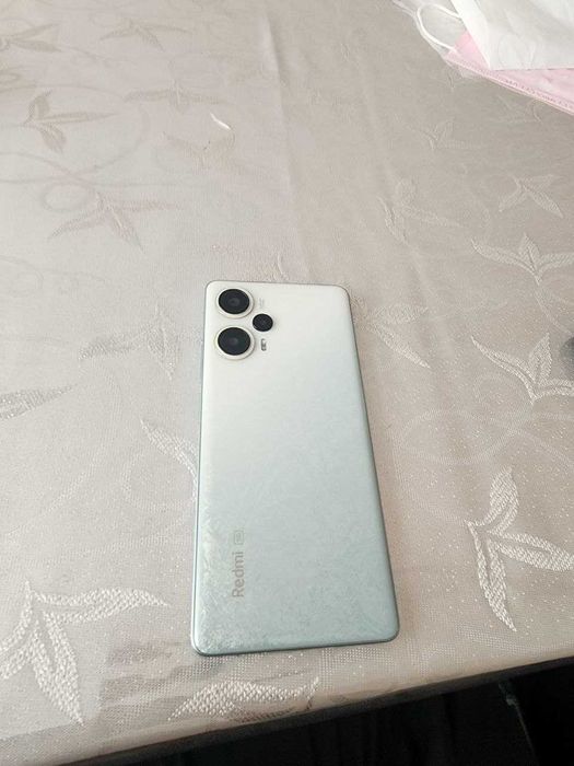 Redmi note 12 turbo/ Poco f5