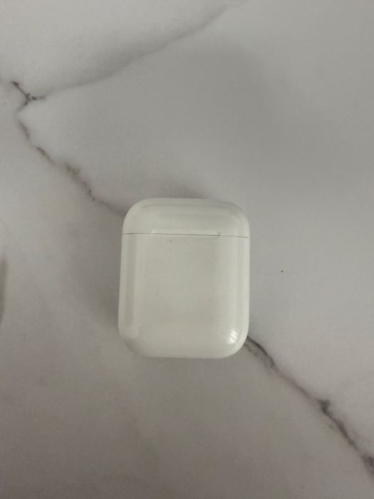 Apple AirPods 2