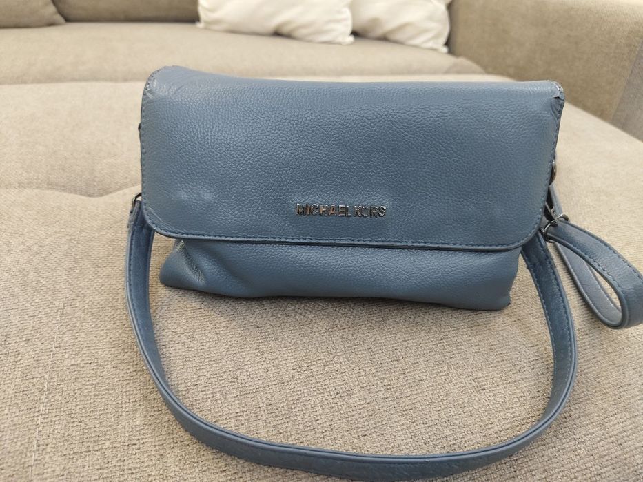 Рюкзак, сумкалар аёллар учун