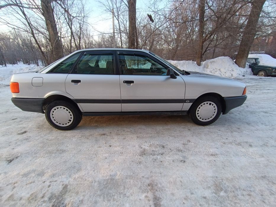 Продам Ауди 80 б3 в хорошем состоянии