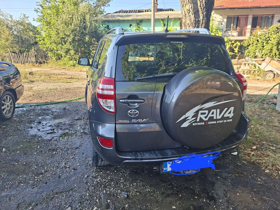 ТойотаРАВ 4 д4д2.2