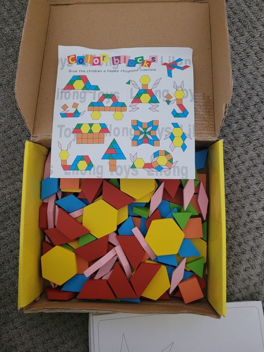 Joc educativ tip puzzle