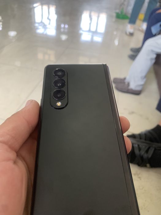 ZFold 3  256gb  yangi abmen bot