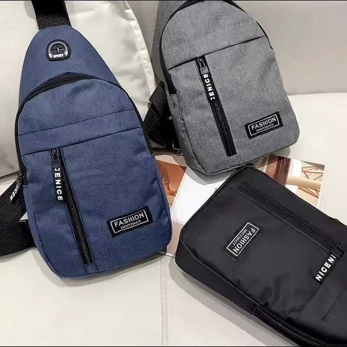 Удобна Мъжка чанта, чантичка за през рамо, Черна, Синя или Сива Раница