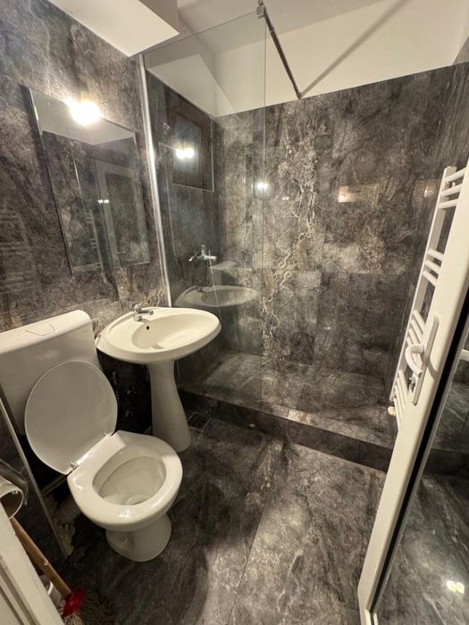 Inchiriez apartament 2 camere