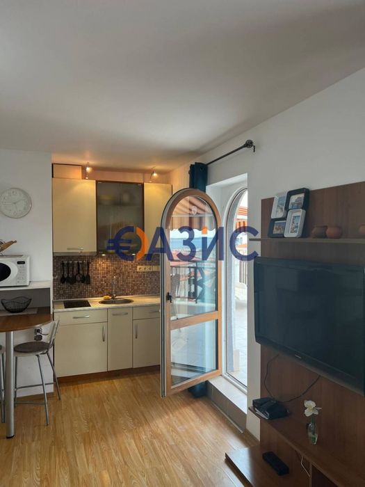 Продава се Двустаен апартамент в Свети Влас - 98 кв.м за 1194 €/кв.м - Снимка #6