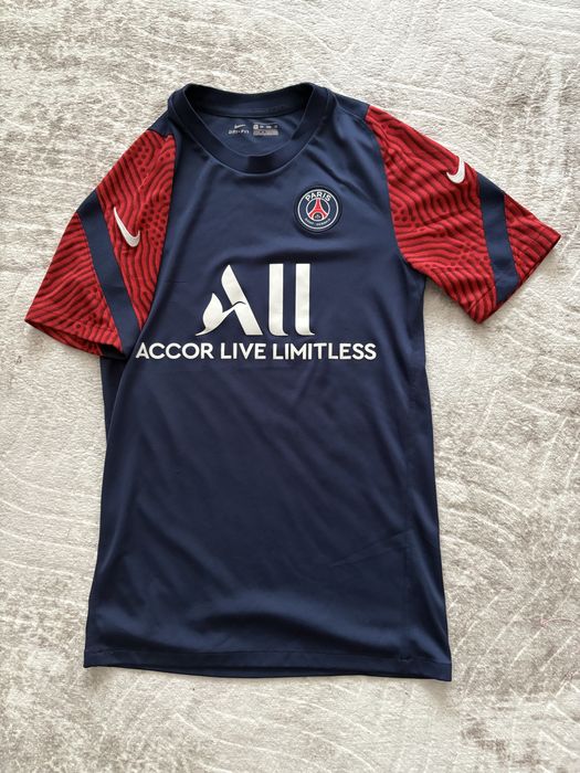 Тренировъчен екип на PSG сезон 20/21 размер XS