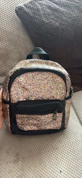 Нова раничка с пайети