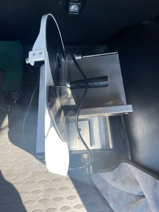 Продам слайсер-ломтерезку