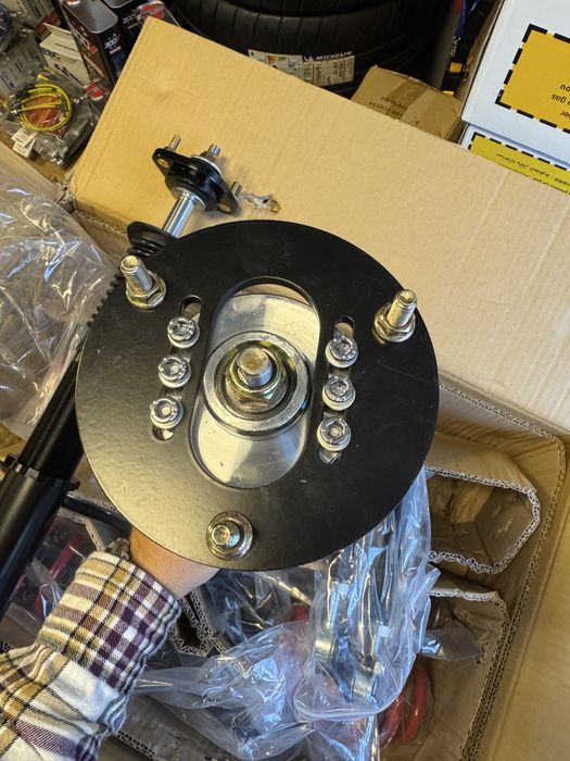 Suspensie reglabila cu flanse camber BMW e46