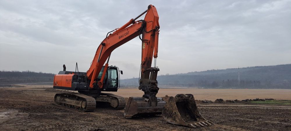 Excavator Hitachi ZX350