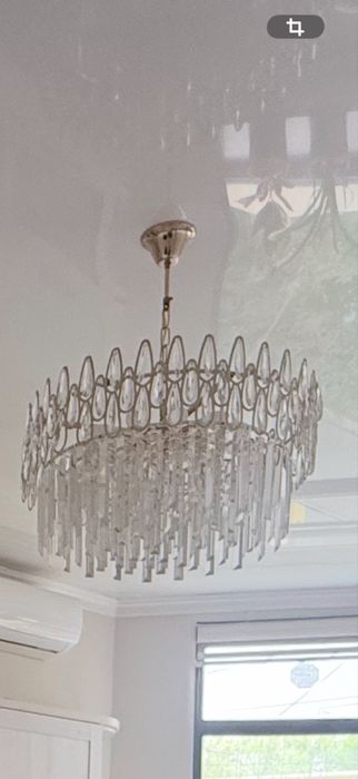 Люстра в отличном состоянии