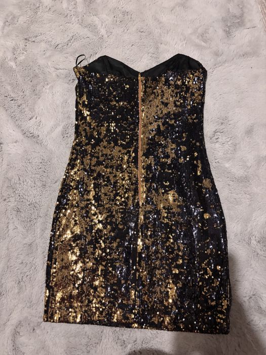 Vand rochie deosebita cu paiete BSB