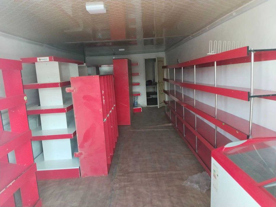 Магазин полкалары сатылады. срочно.  келисимли
