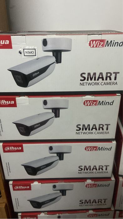 Продам камеру Dahua IPC-HFW7442HP-Z4