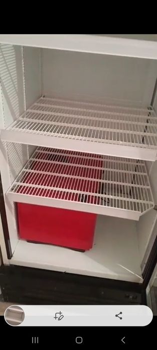 Витрина холоделник