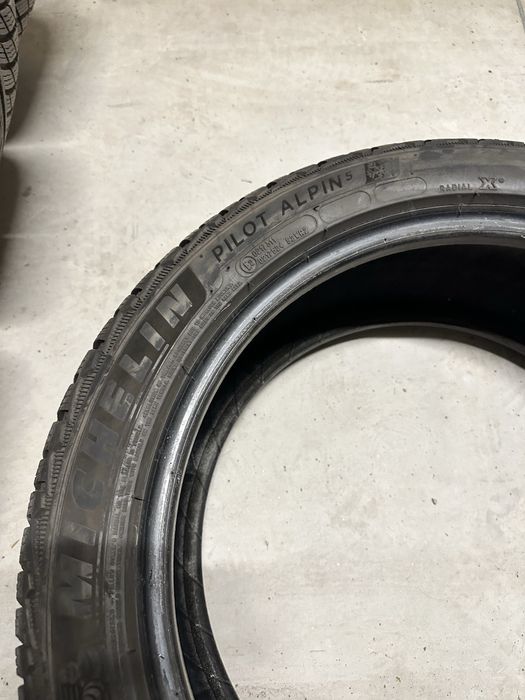 Michelin Pilot Alpin 5 235/45/r18