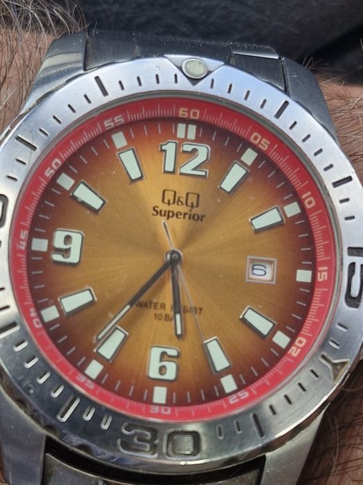 Часы кварцевые мужские японского бренда "Q&Q".
