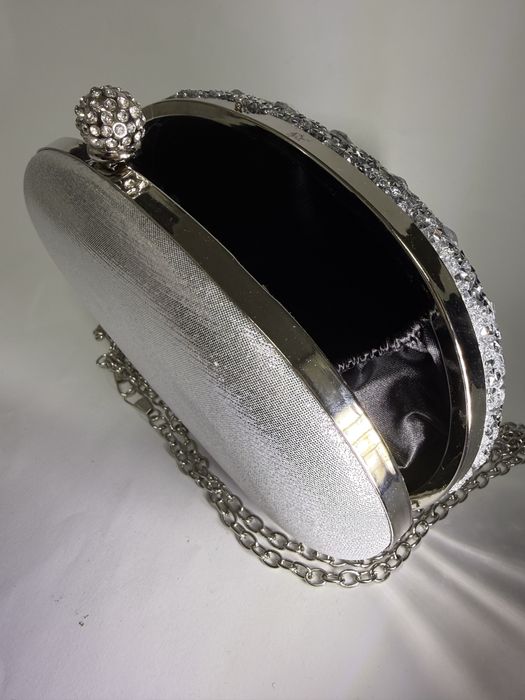 Plic elegant argintiu nou