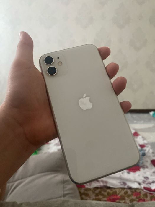 iPhone 11 продам