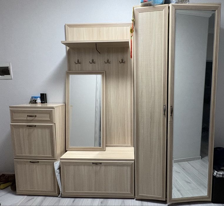 Продам прихожую