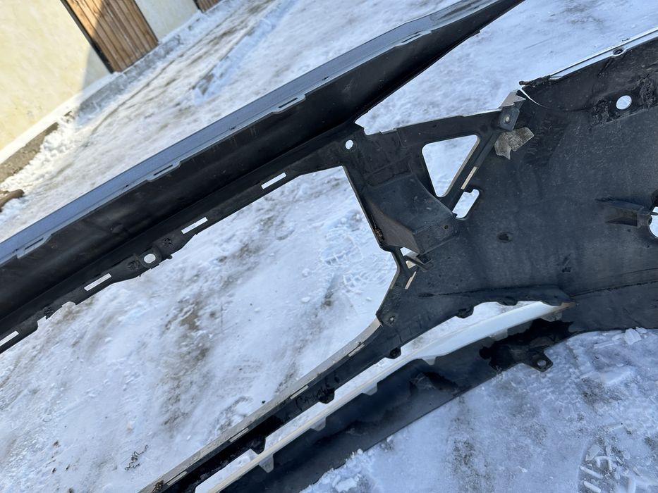 Бампер натакцент 2021 оригенал за 13 тыс