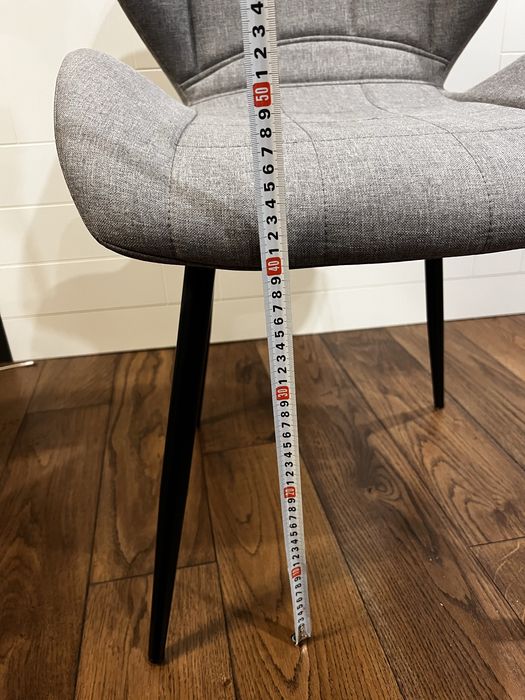 Трапезарна маса 8 стола с дамаска